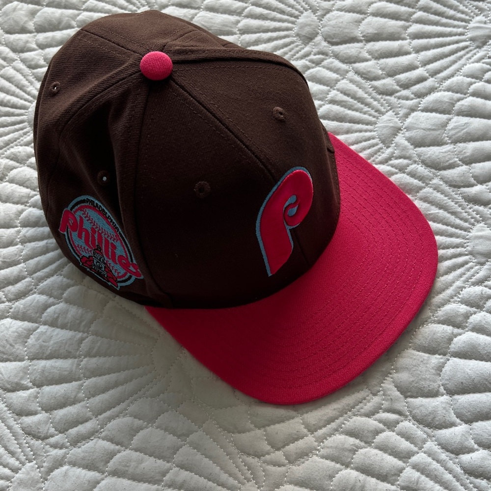Phillies Brown and Red Baseball Cap